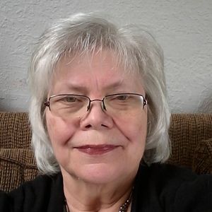 Meet your Posher, Vera